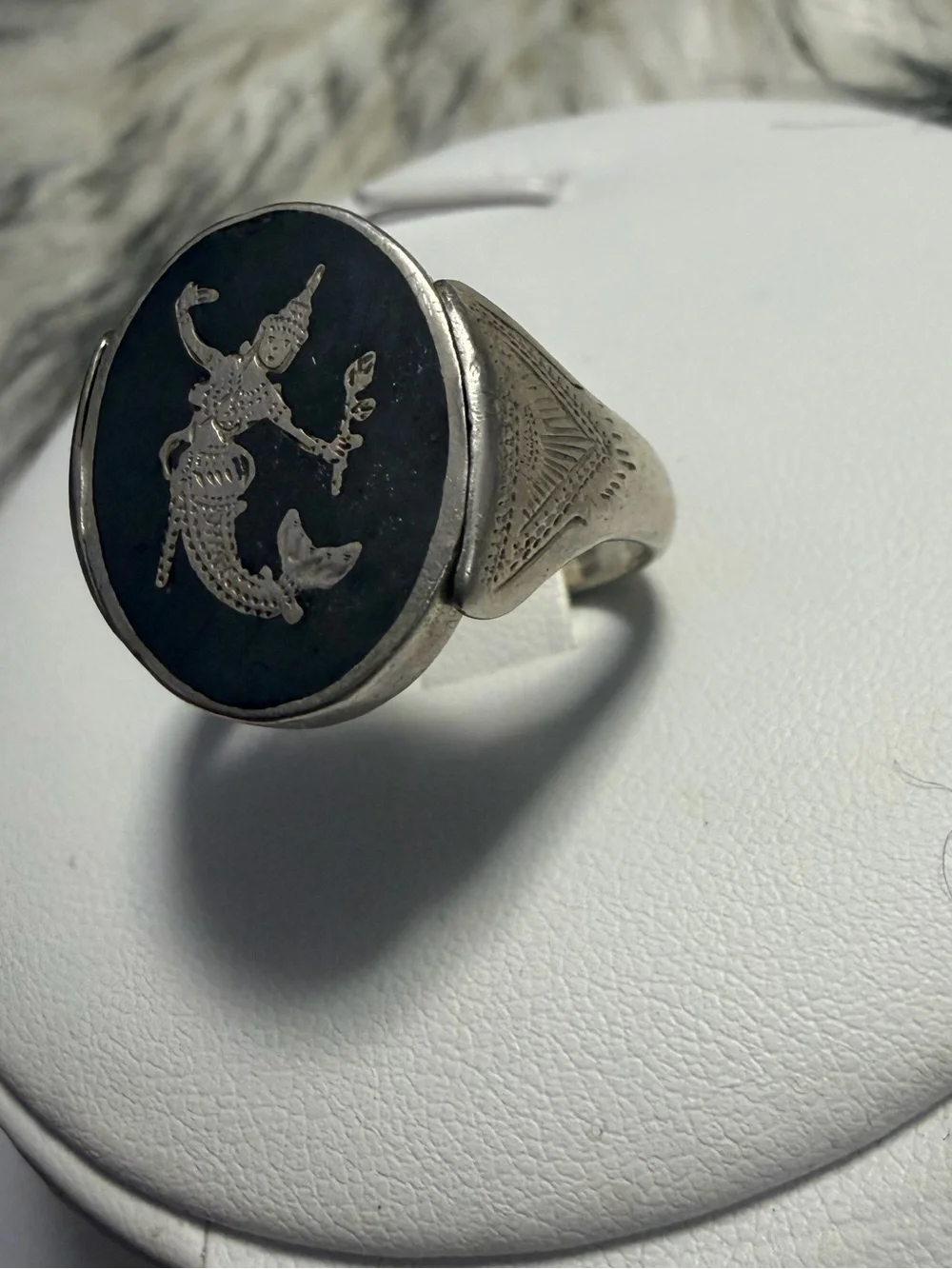 Vintage Thai Nakon Sterling Silver Siam Niello Flip Spinner Ring Size 11.5
